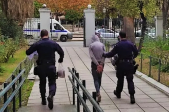 Ξανά στη φυλακή για 6 μήνες ο “Κάμελ” – Κρίθηκε ένοχος για απειλή με εύφλεκτο υγρό σε βάρος μαθήτριας στον Βόλο