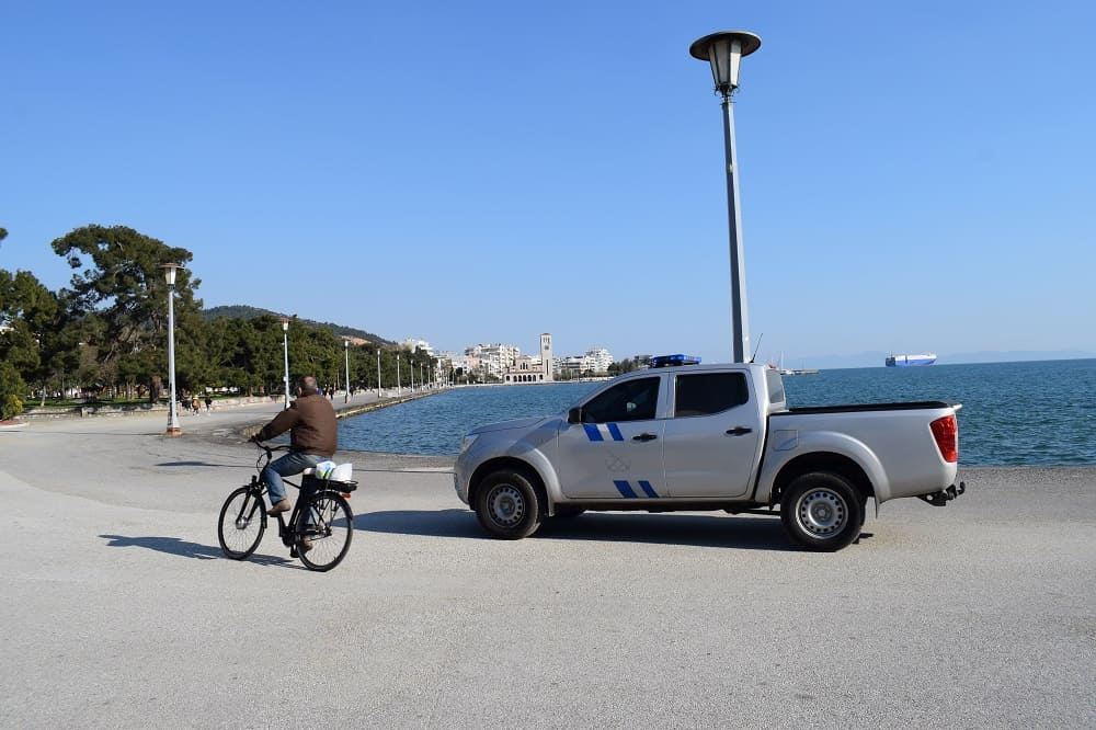 Ξυλοφόρτωσαν 27χρονο στην παραλία του Βόλου και τον άφησαν λιπόθυμο