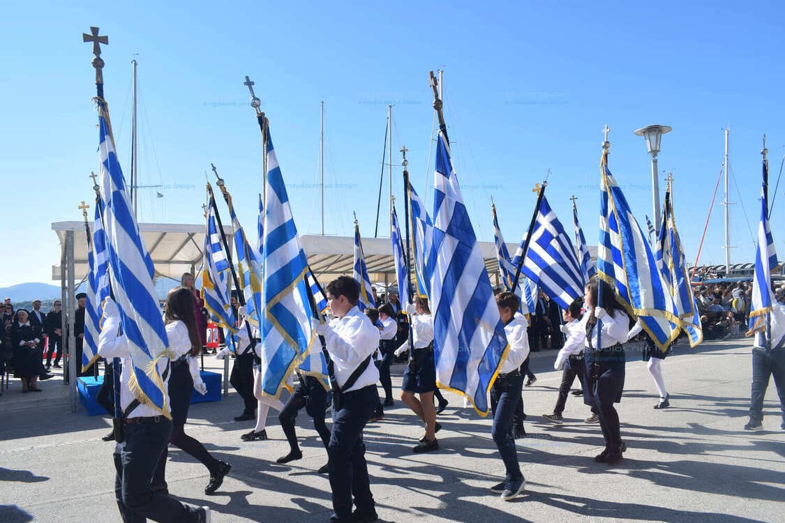 Οριστικό: Ακυρώνεται η μαθητική παρέλαση στον Βόλο – Πρόγνωση για ισχυρές καταιγίδες και ανέμους