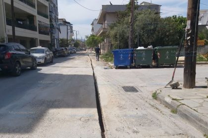 Καταδίκες υπεργολάβων οπτικών ινών στον Βόλο για ατύχημα ποδηλάτη μετά από πτώση σε τομή χωρίς σήμανση