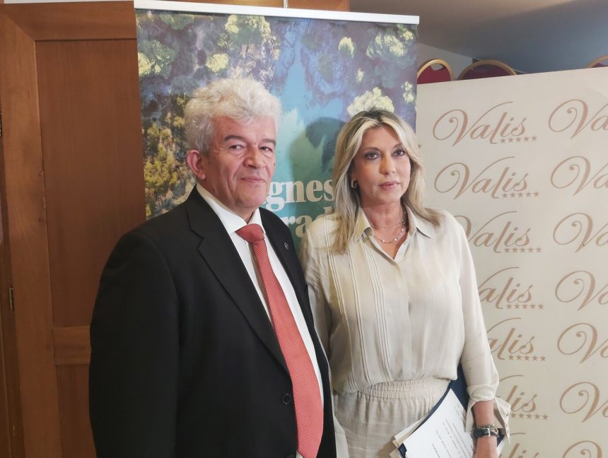 Άννα Καραμανλή: Ιδιαίτερο κεφάλαιο ο ορεινός τουρισμός με την αυθεντικότητα περιοχών όπως το Πήλιο και η Μαγνησία (pics & vid)