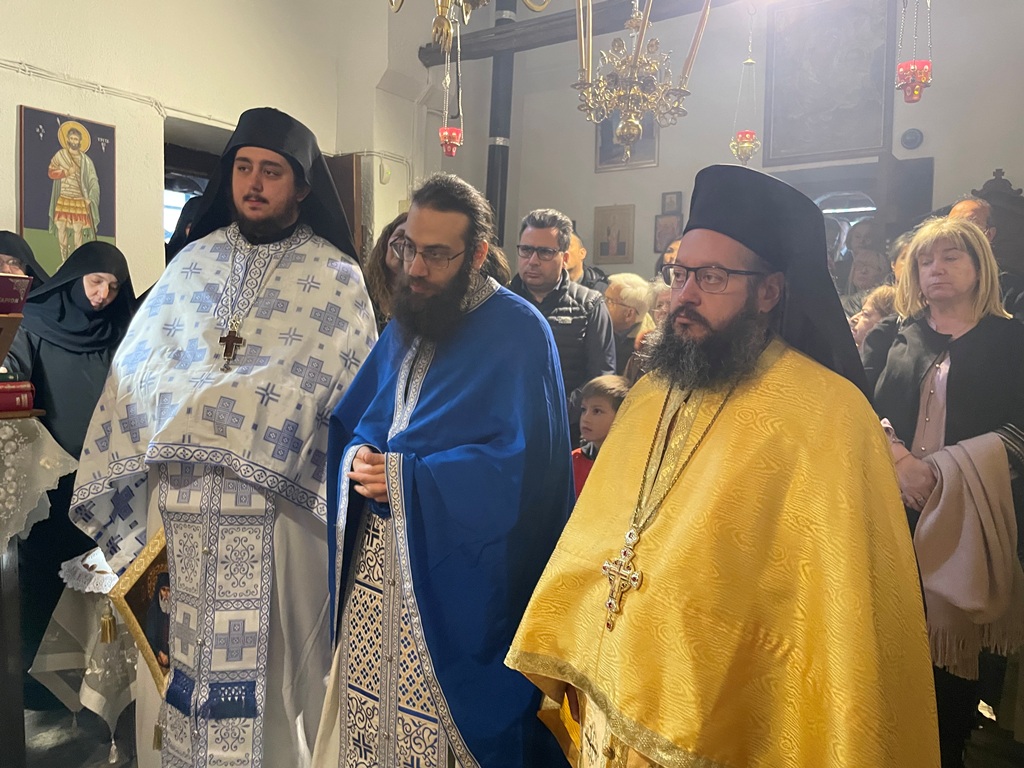 Τεσσαρακονθήμερο μνημόσυνο του Αρχιμανδρίτου Χρυσοστόμου στην Ι.Μ. Παναγίας Λαμπηδόνος