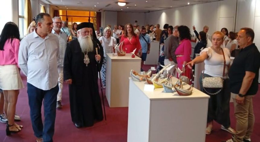 Εγκαινιάστηκε η έκθεση κεραμικής “Ναυτοσύνη” στο πλαίσιο της 11ης Ναυτικής Εβδομάδας στον Βόλο