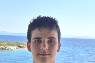 Άρης Μίχος: Αν έστω κι ένα άτομο ανακυκλώσει ή μαζέψει ένα σκουπίδι, τότε κάνει τη διαφορά