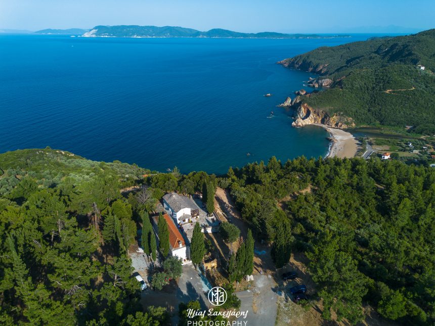 Νέα σελίδα για την Ιερά Μονή Παμμεγίστων Ταξιαρχών Πάλτσης (εικόνες)
