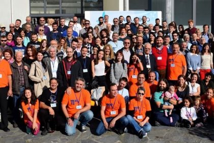Λουκάς Ζαχείλας: Οι οθόνες έχουν μαγνητίσει τα μάτια των ανθρώπων και έχουν αντικαταστήσει τη θέα του ουρανού