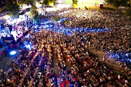 Κιάμος, Πέγκυ Ζίνα, Καψάλης, Κονιτοπούλου στην 64η Γιορτή Κρασιού Νέας Αγχιάλου 13-16 Αυγούστου