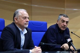 Προσέγγιση Κουρέτα στον Αντιπεριφερειάρχη Σίμο ο οποίος ανεξαρτητοποιήθηκε καταγγέλλοντας μονομέρεια και έλλειψη σεβασμού