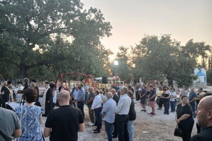 Εγκαινιάστηκε η νέα παιδική χαρά στο δάσος Κουρί Αλμυρού