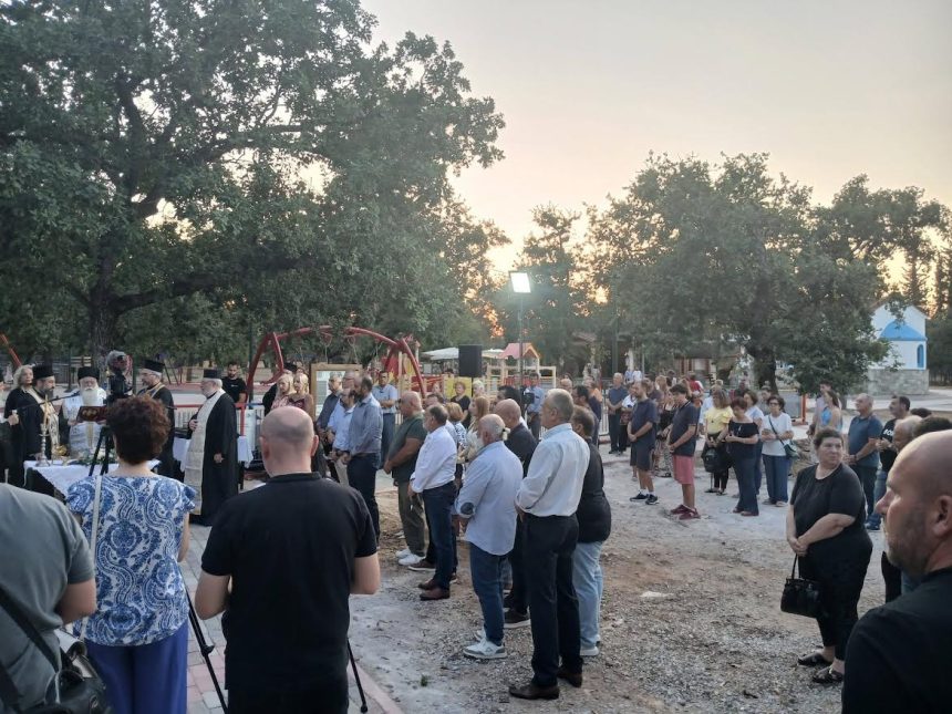 Εγκαινιάστηκε η νέα παιδική χαρά στο δάσος Κουρί Αλμυρού