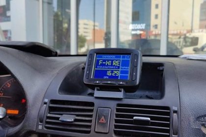Ταξιτζής στον Βόλο χωρίς POS κατέβασε επιβάτες όταν είπαν ότι θα πληρώσουν με κάρτα – Έχασαν το λεωφορείο για τον προορισμό τους…