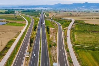 Οφέλη από τον αυτοκινητόδρομο Ε65 στην κεντρική Ελλάδα – Τι αναφέρει μελέτη για τον Βόλο