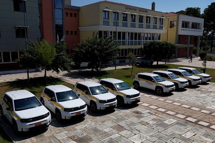 Με 8 νέα οχήματα ενισχύεται η Περιφερειακή Ενότητα Λάρισας από την Περιφέρεια Θεσσαλίας
