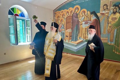 Αγιασμός των πρώτων ανακαινισμένων κελιών της Ιεράς Μονής Παναγίας Κάτω Ξενιάς – Στο επίκεντρο του θρησκευτικού τουρισμού το ιστορικό μοναστήρι (εικόνες)
