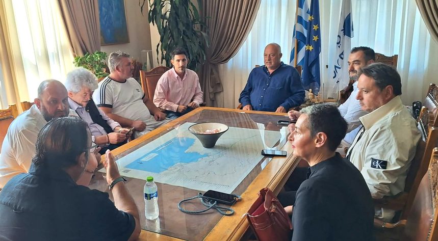 Συνέργειες του Δήμου Βόλου με τοπικούς φορείς για μεγέθυνση αποτελεσμάτων στη γιορτινή περίοδο