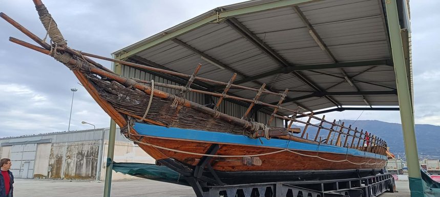 Αυτοψία στην Αργώ στη λιμενική ζώνη Βόλου – Εργασίες επισκευής και συντήρησης μέχρι την τοποθέτηση στο νέο Μουσείο