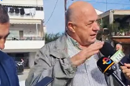 Μπέος σε Κουρέτα: “Πεταμένα λεφτά” για το κλειστό γυμναστήριο από την Περιφέρεια στη Ν. Αγχίαλο – ‘Ετσι γίνονται τα κουφάρια