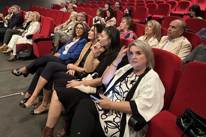 Η παραπληροφόρηση “γεμίζει” ένα σχεδόν άδειο “Αχίλλειο”