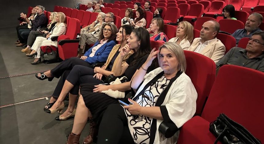 Η παραπληροφόρηση “γεμίζει” ένα σχεδόν άδειο “Αχίλλειο”