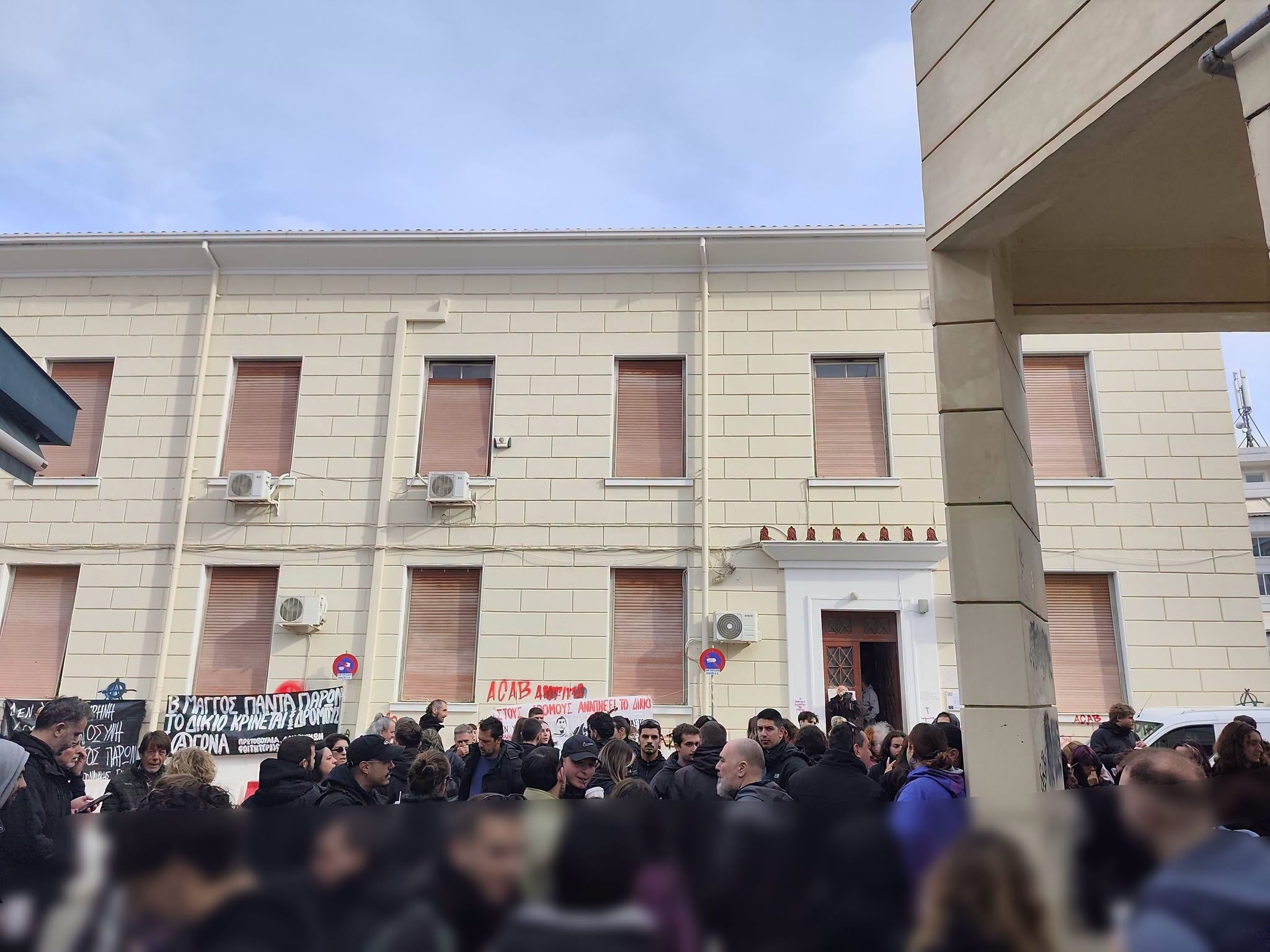 Δίκη Βασ. Μάγγου: Ένοχοι οι 5 από τους 6 αστυνομικούς